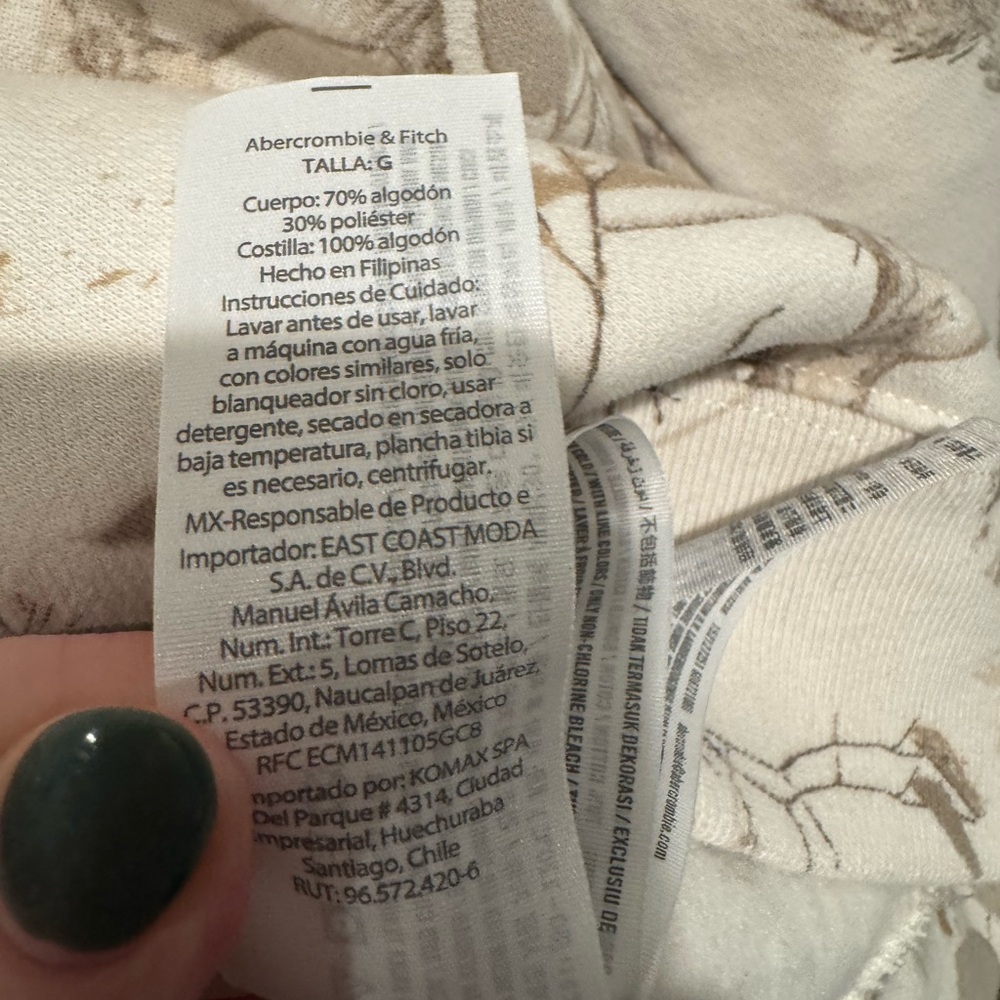 Abercrombie & Fitch Soft Ivory Nature Camo Sweatshirt Size L - Picture 6 of 13